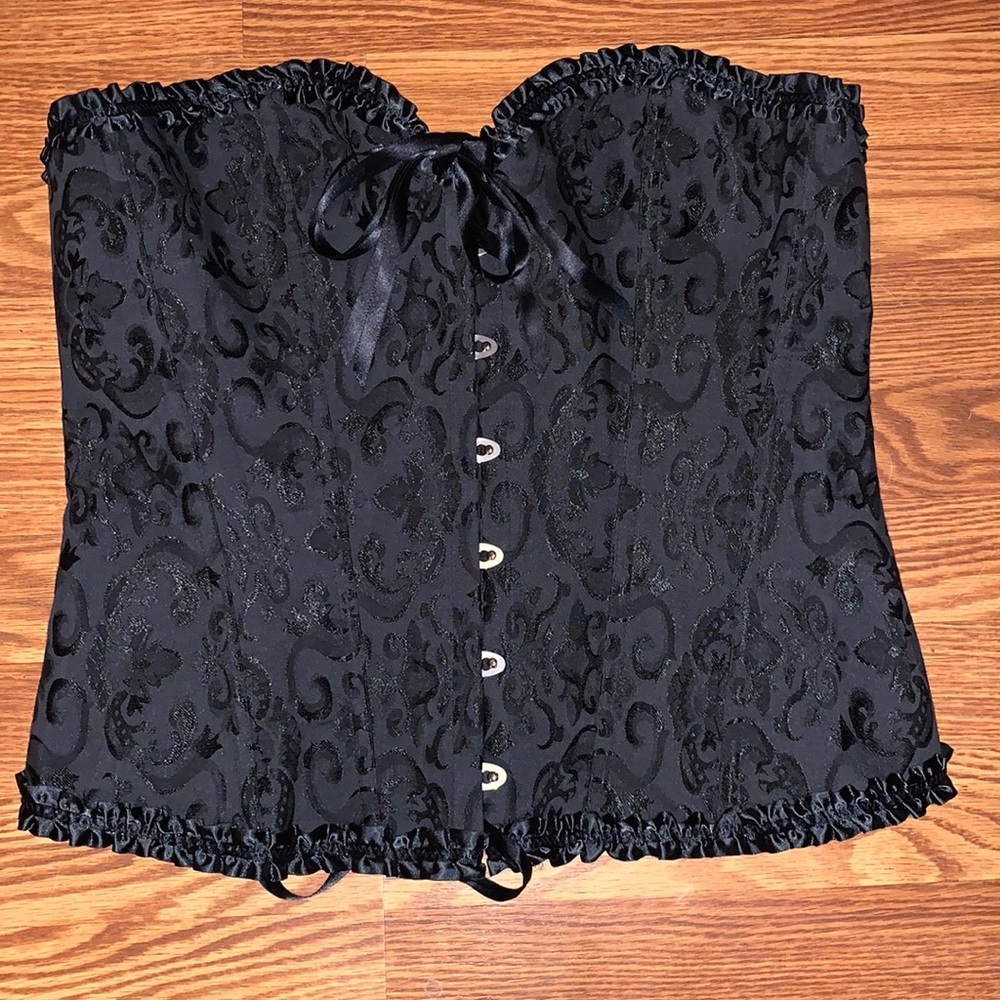 Black floral bustier corset
